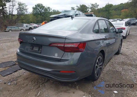 2024 Volkswagen Jetta 1.5T Sport из США, поврежденный, VIN 3VWBM7BU5RM043536